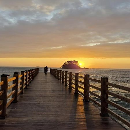 Taean Hagampo Rendezvous Pension Dış mekan fotoğraf